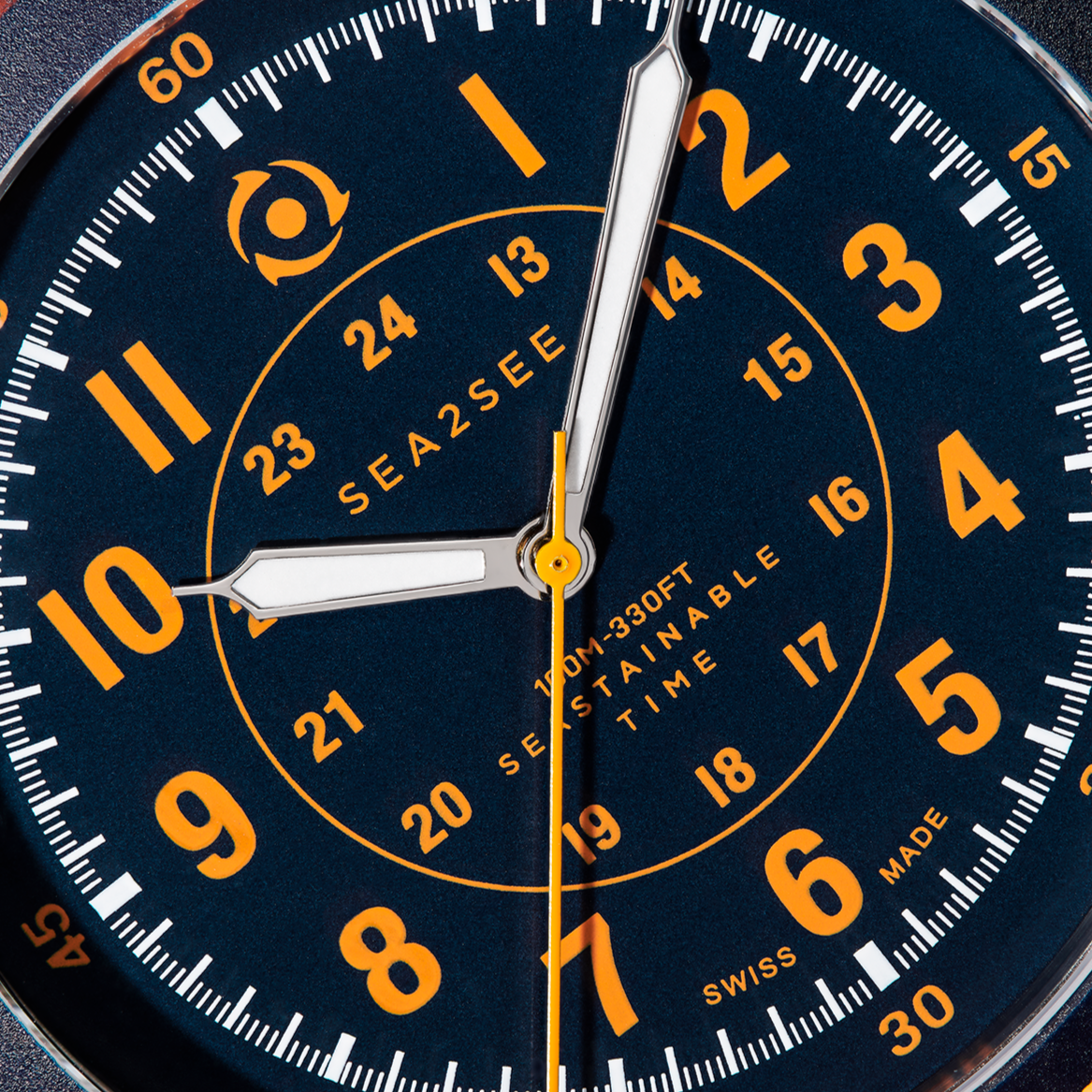 CASE: NAVY BLUE | STRAP: ORANGE | DIAL: NAVY BLUE/ORANGE | SIZE: 41 MM